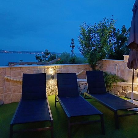 Luxury Sunrise Jacuzzi Apts, 50 M From The Beach Kali Dış mekan fotoğraf